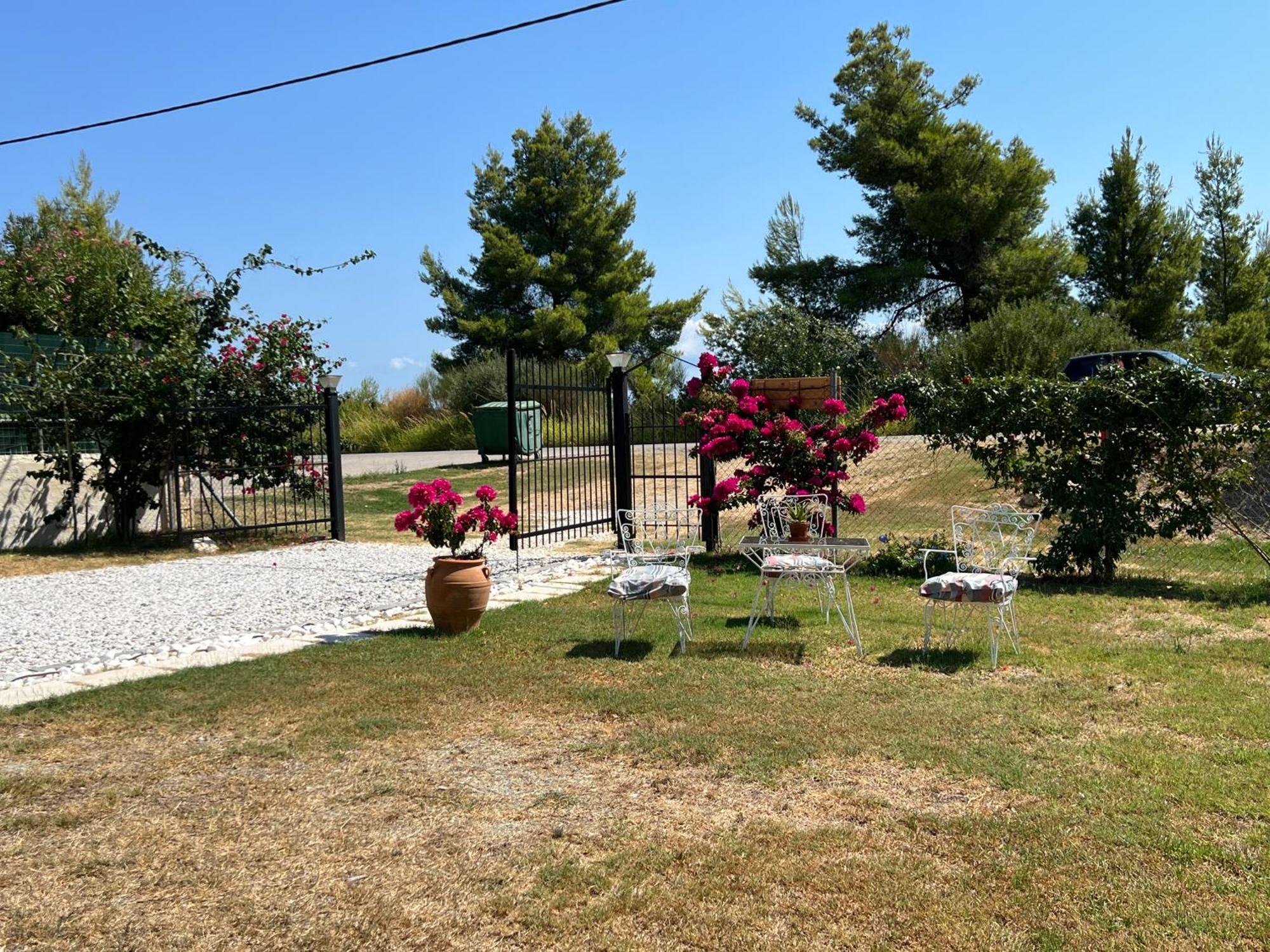 Epavli Xenia Pefkochori-Paliouri 50M Apartamento Exterior foto